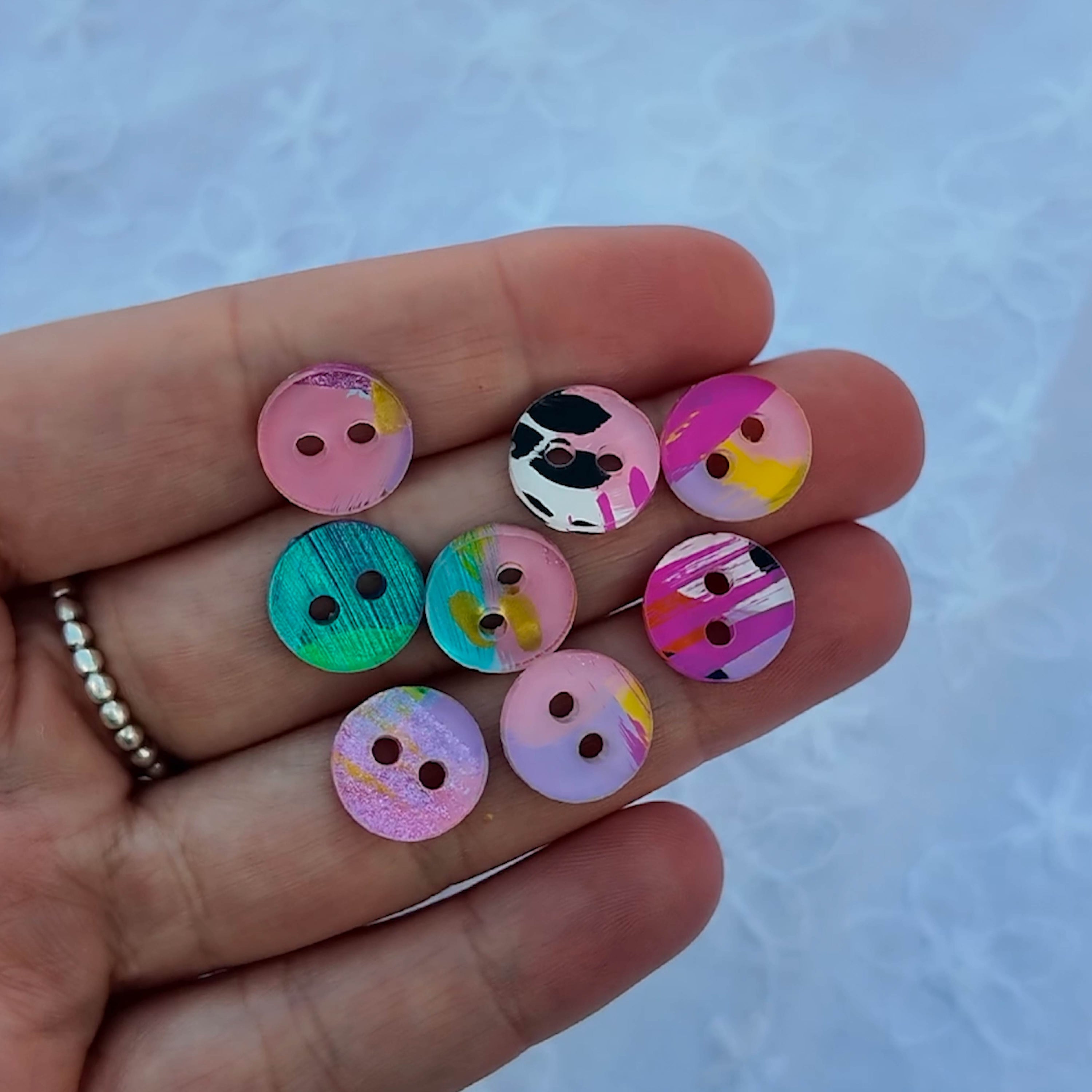 003 - 12mm Circle Cut Buttons - Hand Painted