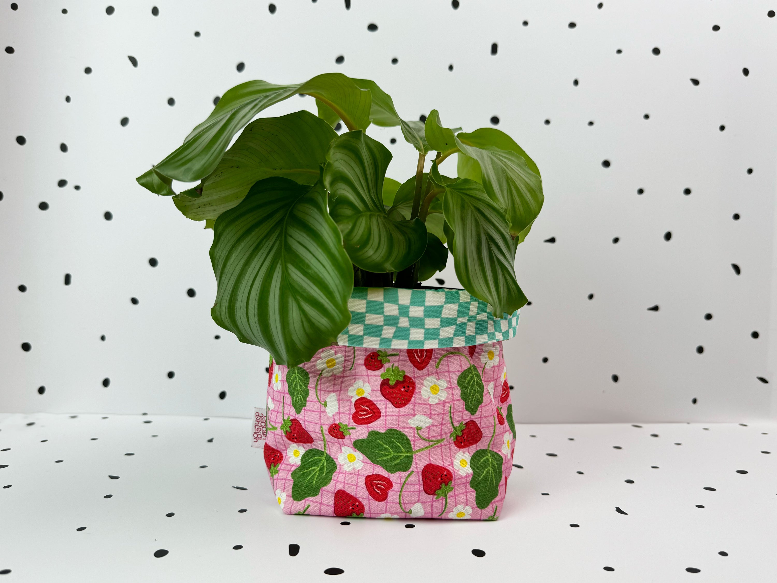 Fabric Planter: Strawberry Kisses