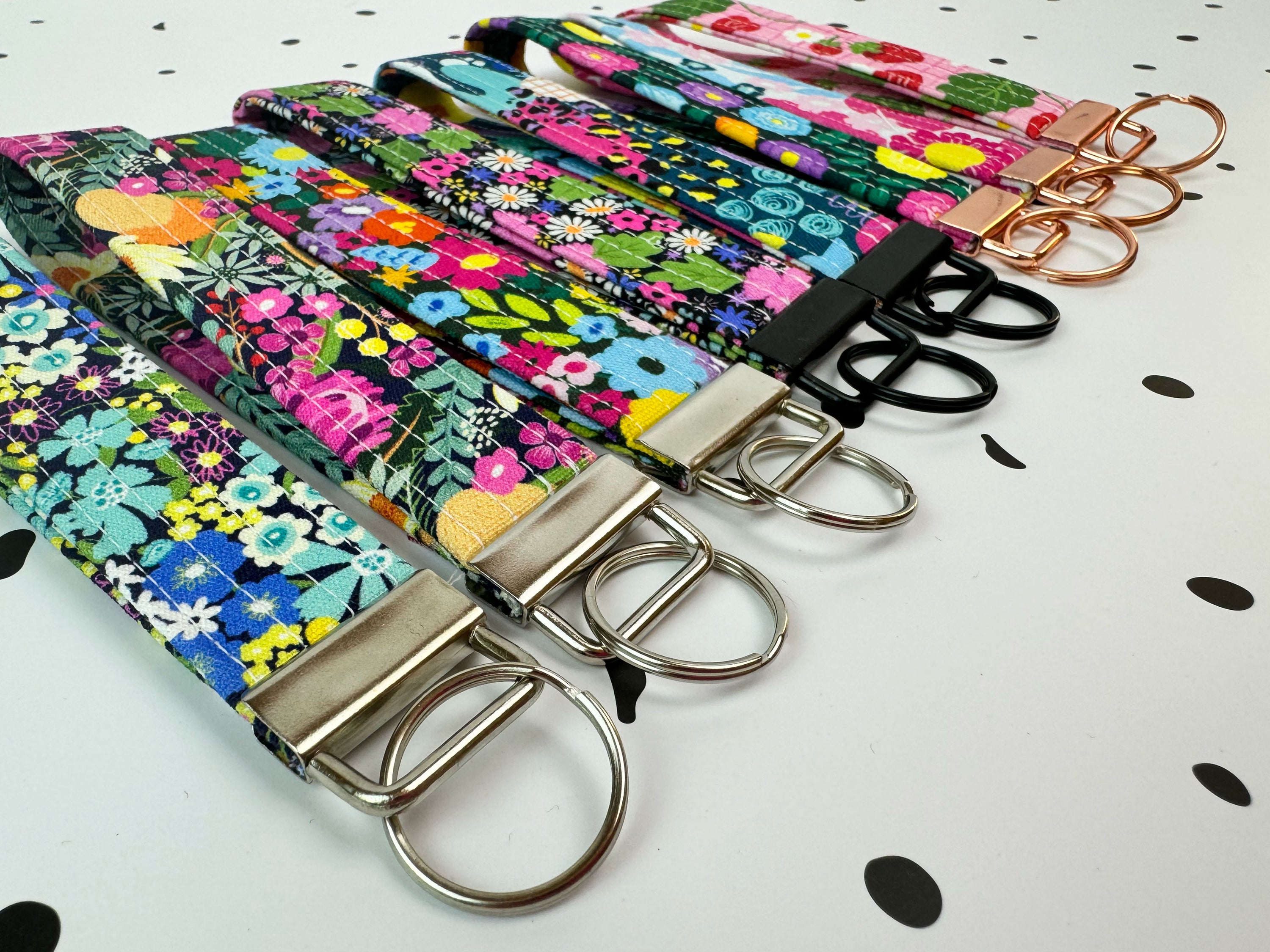 Key Fobs/Wristlet: Maddy Florals