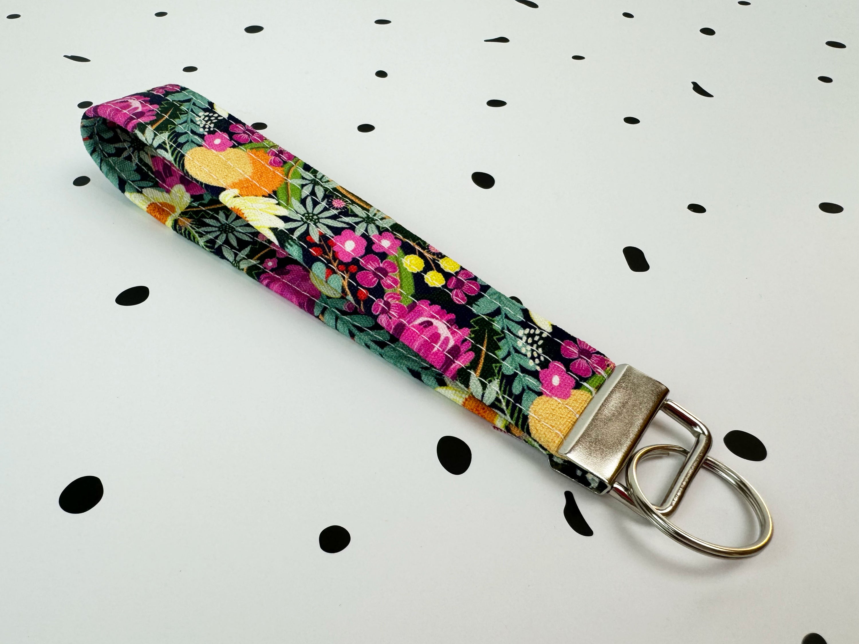 Key Fobs/Wristlet: Hannah Florals