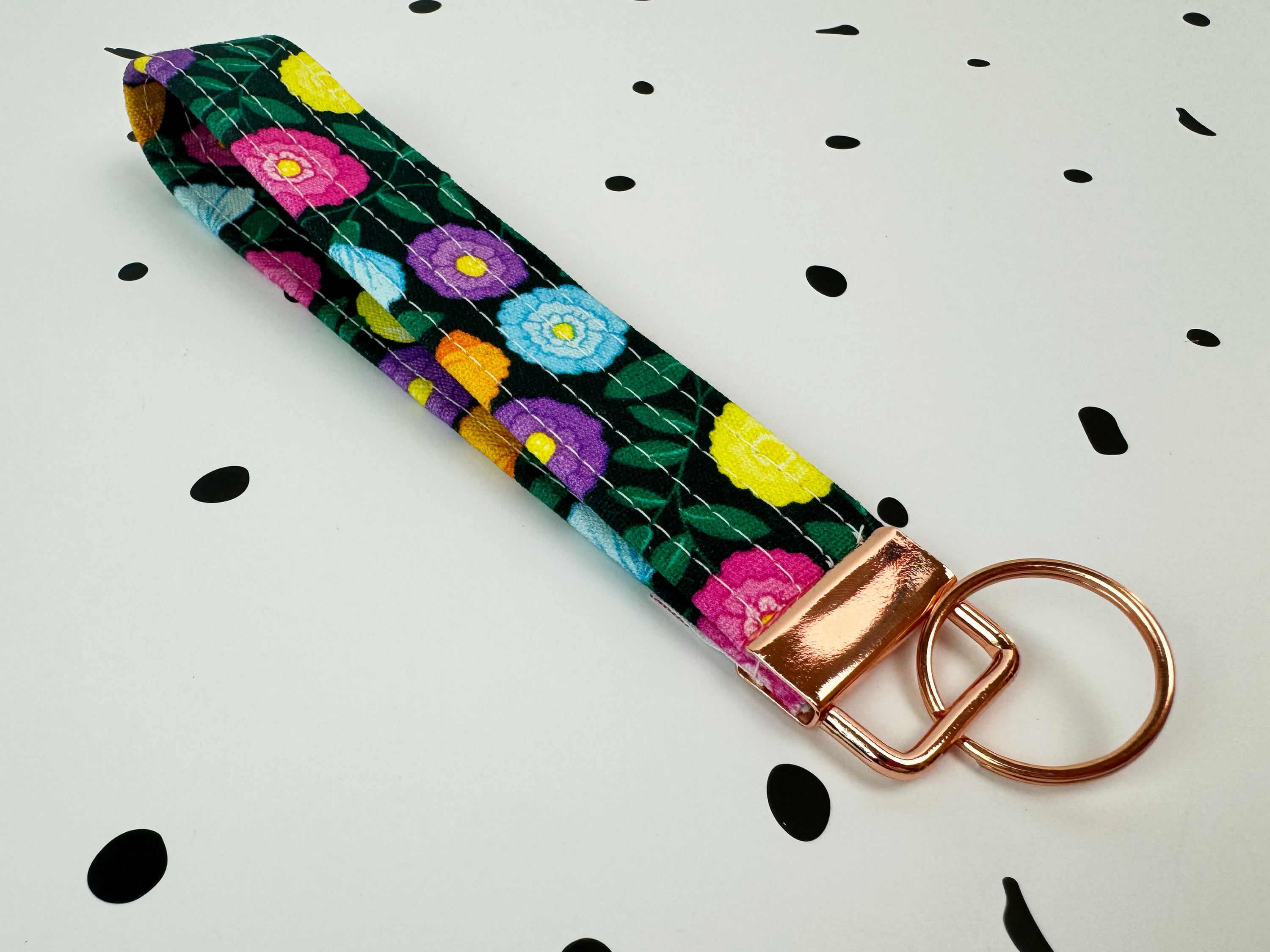 Key Fobs/Wristlet: Maddy Florals