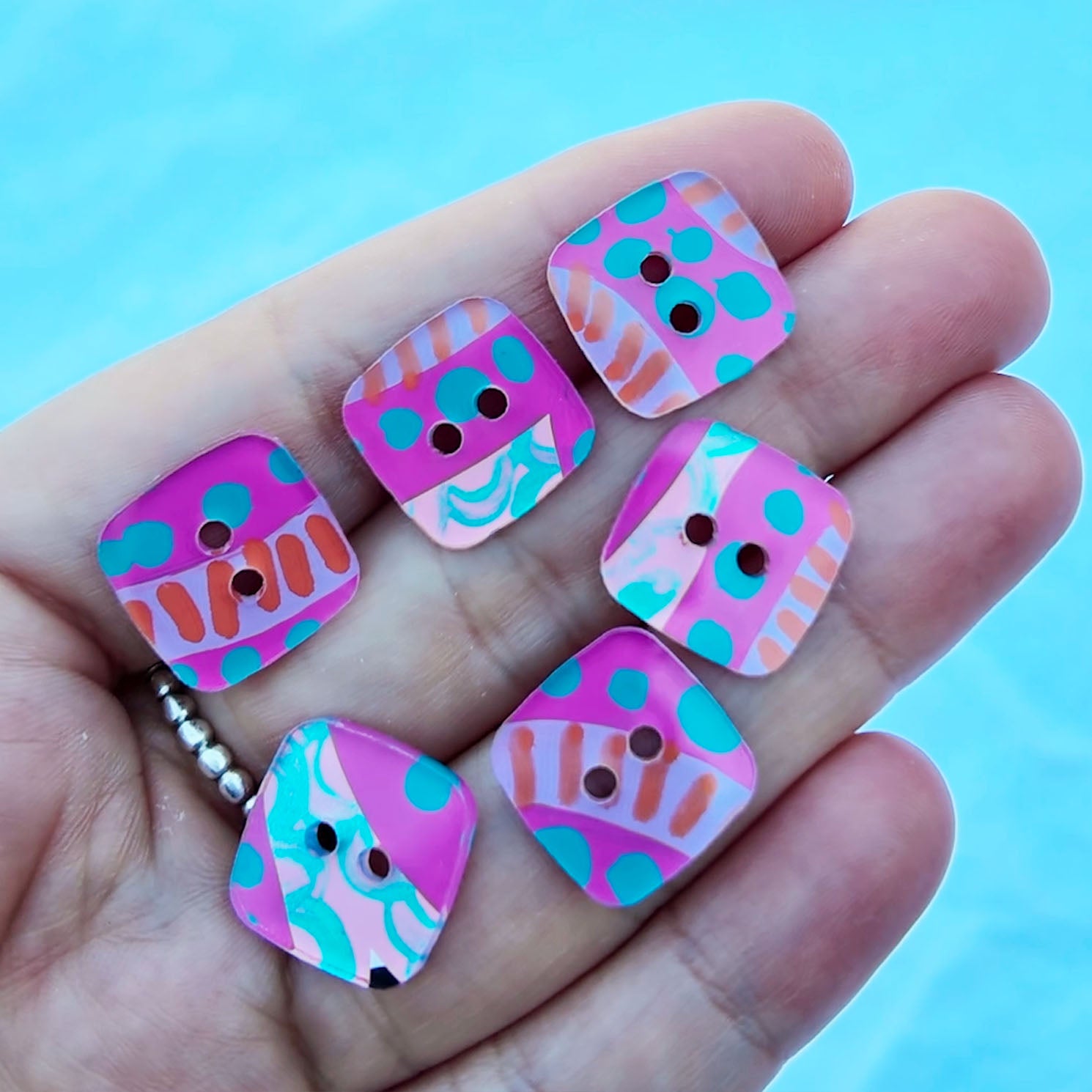 052 - 15mm Square Cut Buttons - Hand Painted