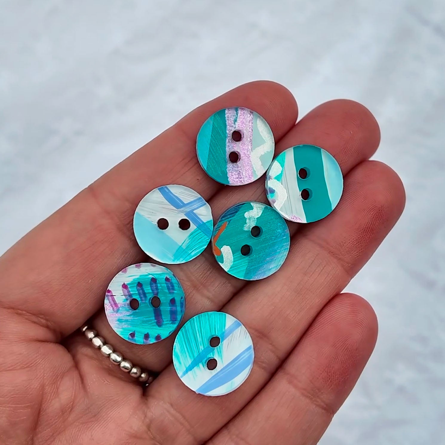 035 - 15mm Circle Cut Buttons - Hand Painted