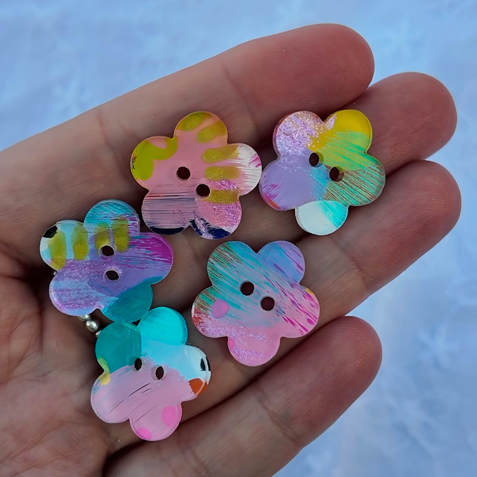 078 - 20mm Flower Cut Buttons - Hand Painted