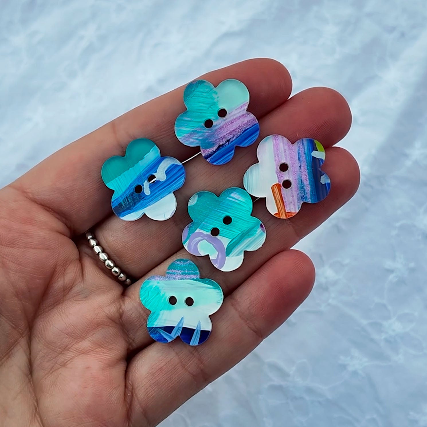073 - 20mm Flower Cut Buttons - Hand Painted