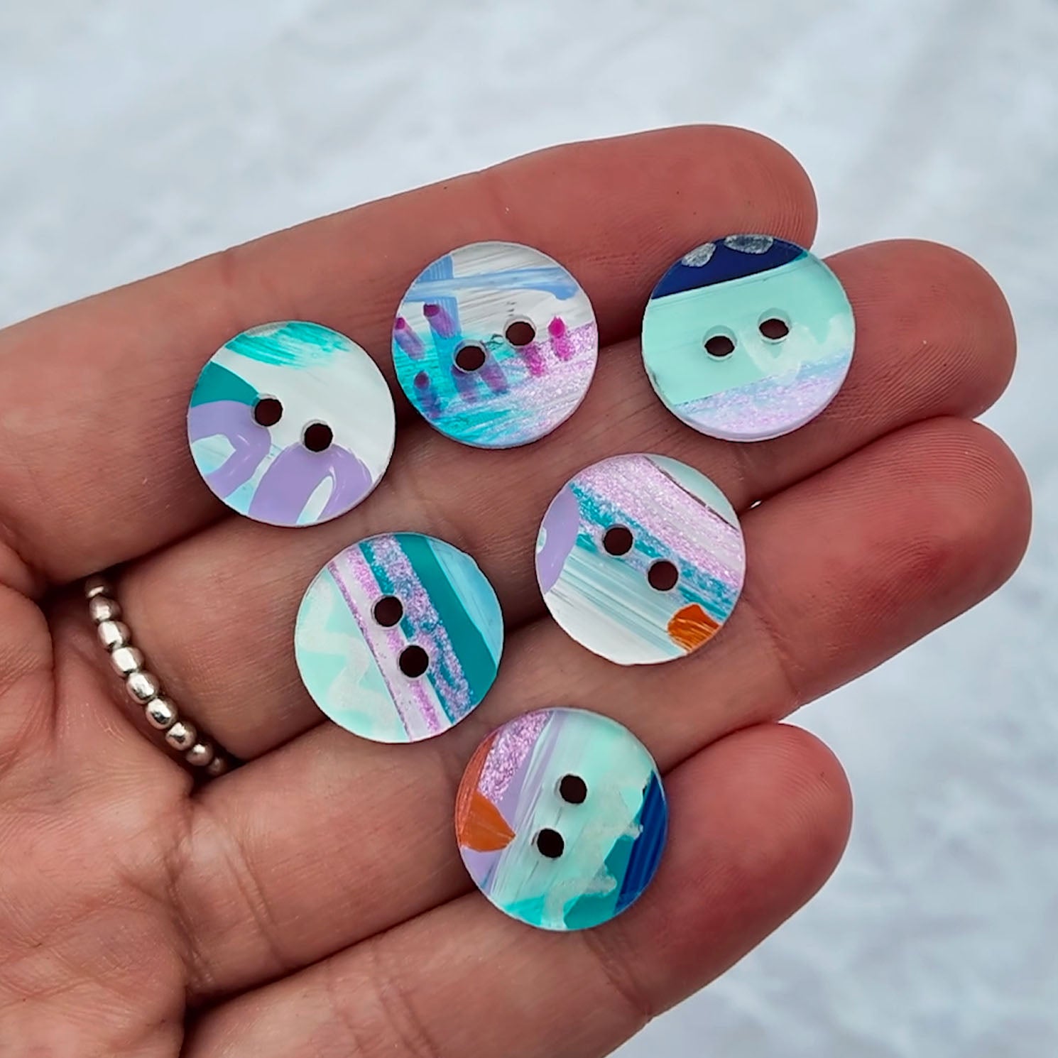 036 - 15mm Circle Cut Buttons - Hand Painted